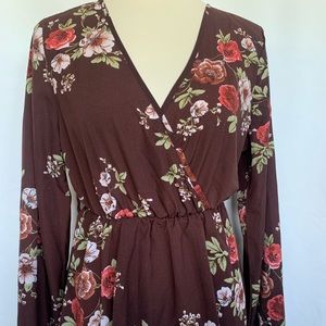 Brown Floral print blouse by Shein size M